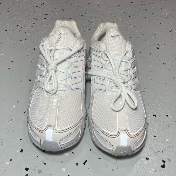 Nike Shox Navina Women’s Running Athletic Shoes Size 8 White / Rainbow RARE!! - Picture 2 of 12